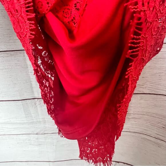 Monteau Los Angeles Red Thin Adjustable Strap Sleeveless V Front Blouse Sz M - Picture 4 of 9